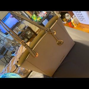 Michael kors hand bag
